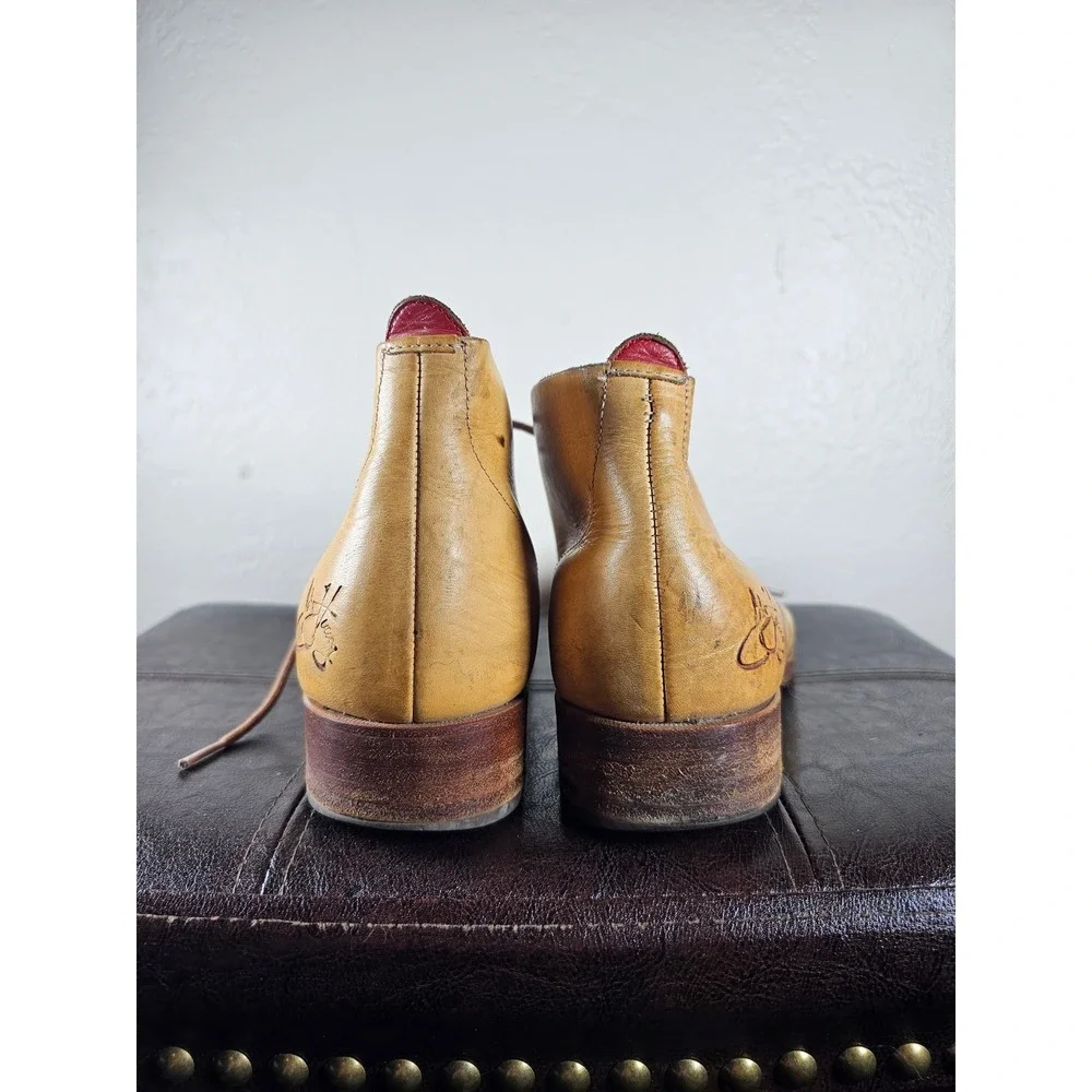 John Fluevog Yellow Camel Tan Lace Leather Preppy Honor is‎ Strength Boots sz 8